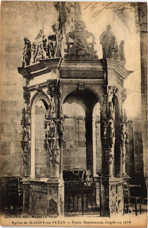 Carte postale ancienne Magny en Vexin Eglise Fonts Baptismaux à Magny-en-Vexin