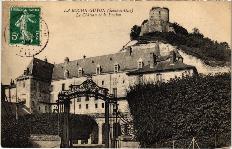 Carte postale ancienne La Roche Guyon Chateau et le Donjon à La Roche-Guyon