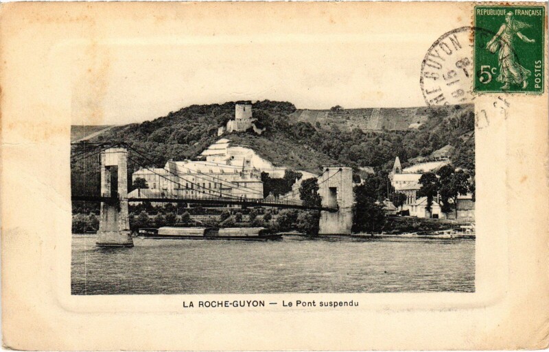 Carte postale ancienne La Roche Guyon Pont suspendu à La Roche-Guyon