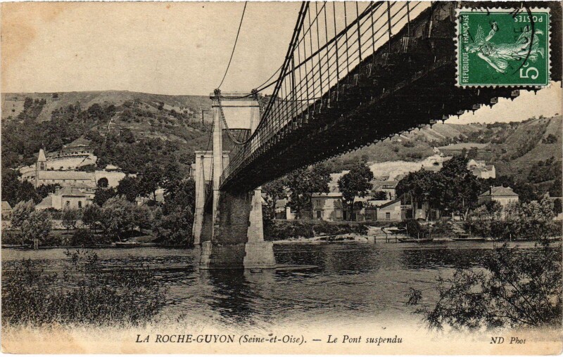 Carte postale ancienne La Roche Guyon Pont suspendu à La Roche-Guyon