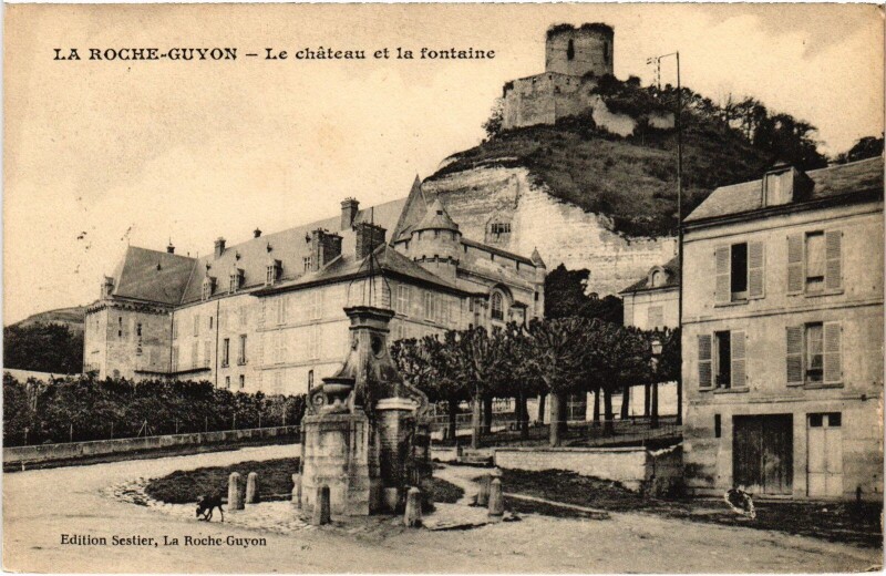 Carte postale ancienne La Roche Guyon Le Chateau et la fontaine à La Roche-Guyon