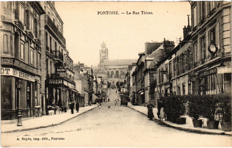 Carte postale ancienne Pontoise Rue Thiers à Pontoise