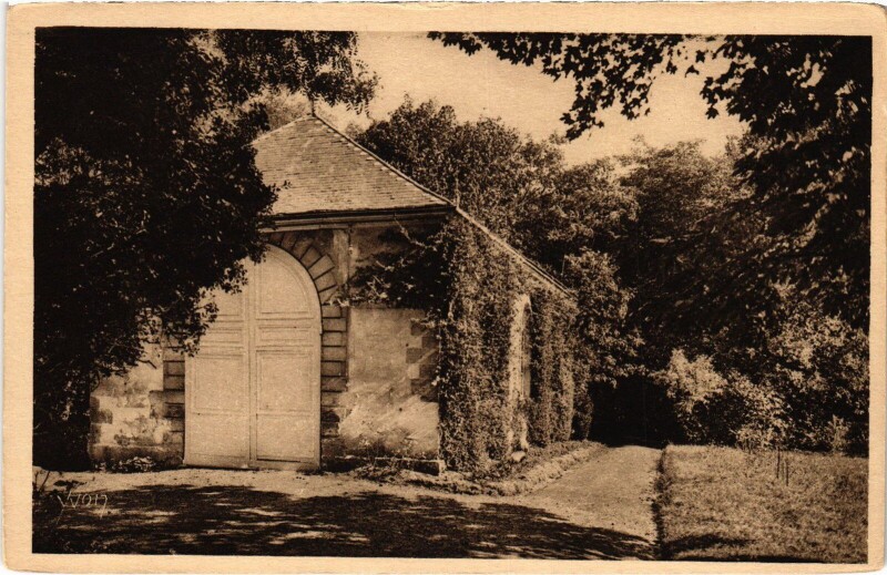 Carte postale ancienne Pontoise Ecole Secondaire Saint-Martin Orangerie à Pontoise