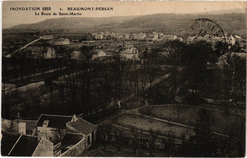 Carte postale ancienne Beaumont Route de Saint-Martin