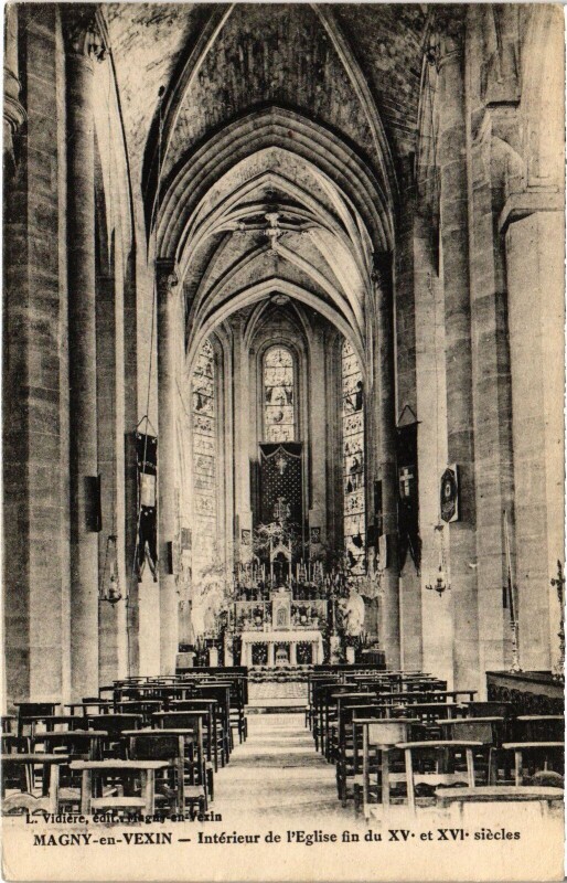 Carte postale ancienne Magny en Vexin Interieur de l'Eglise à Magny-en-Vexin