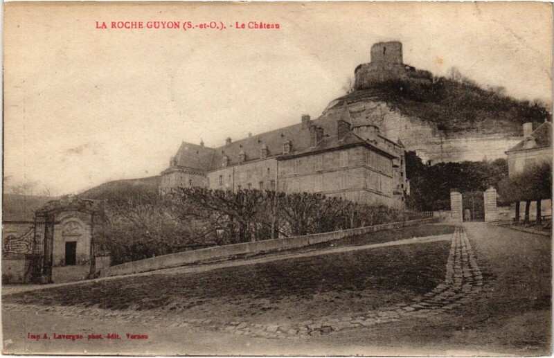 Carte postale ancienne La Roche Guyon Le Chateau à La Roche-Guyon