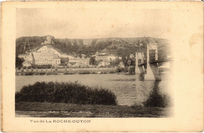 Carte postale ancienne La Roche Guyon à La Roche-Guyon
