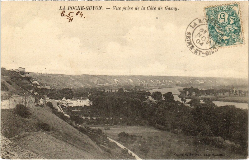 Carte postale ancienne La Roche Guyon vue prise de la Cote de Gasny à La Roche-Guyon