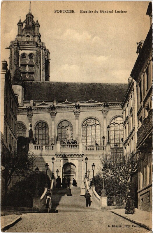 Carte postale ancienne Pontoise Escalier du General Leclerc à Pontoise