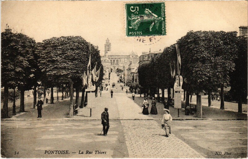 Carte postale ancienne Pontoise Rue Thiers à Pontoise