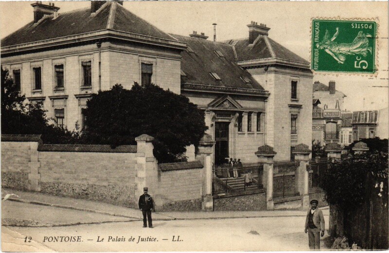 Carte postale ancienne Pontoise Palais de Justice à Pontoise