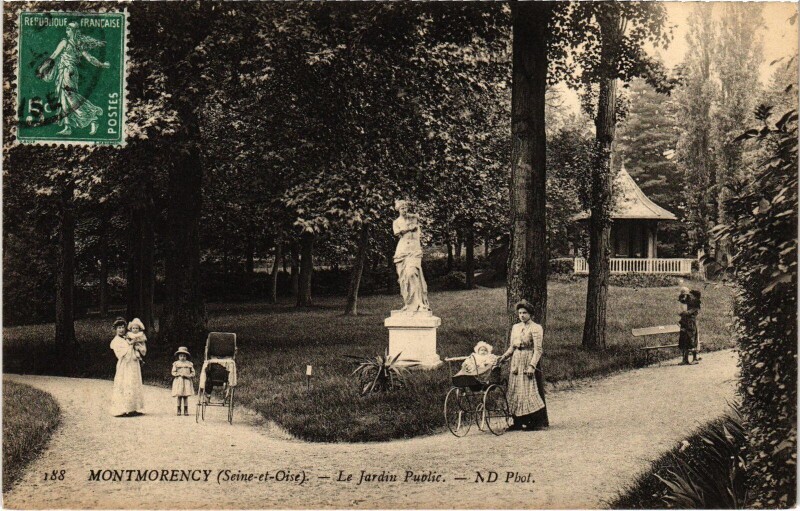 Carte postale ancienne Montmorency Le Jardin Public à Montmorency