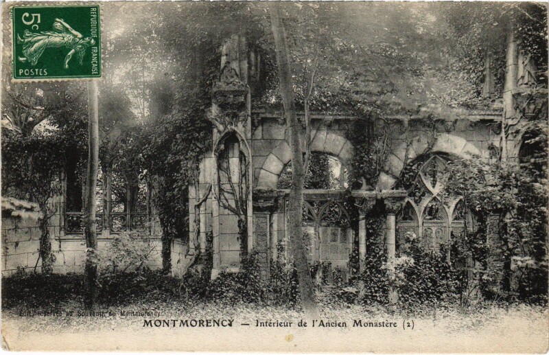 Carte postale ancienne Montmorency Interieur de l'Ancien Monastere à Montmorency