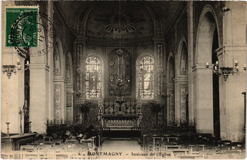 Carte postale ancienne Montmagny Interieur de l'Eglise à Montmagny