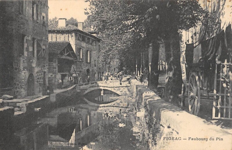 Carte postale ancienne Figeac Faubourg Du Pin à Figeac