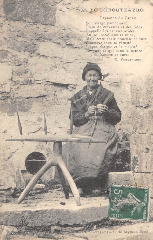 Carte postale ancienne Paysanne De Causse Lo Deboutzayro