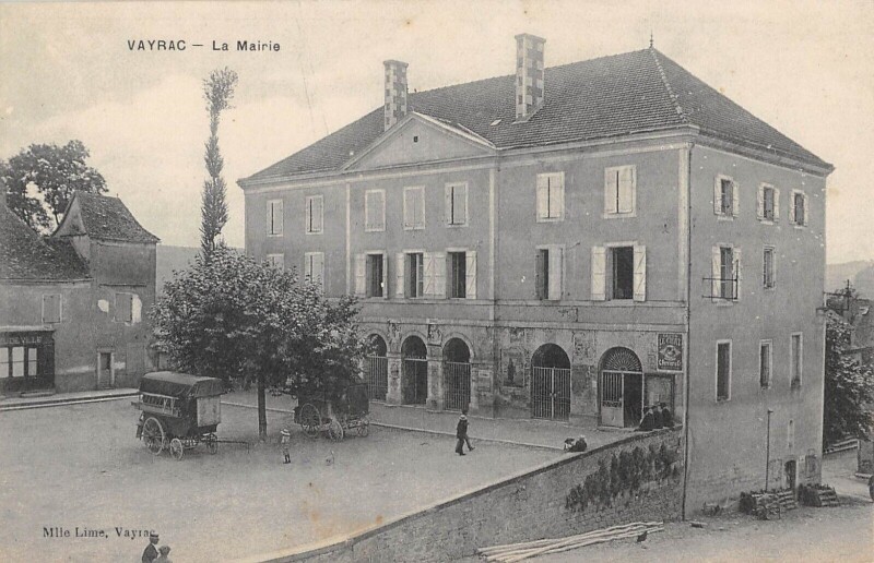 Carte postale ancienne Vayrac La Mairie - Cpa Rare à Vayrac