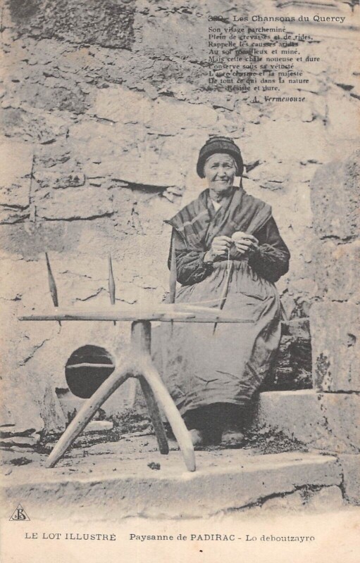 Carte postale ancienne Le Lot Paysanne De Padirac Lo Deboutzayro à Padirac