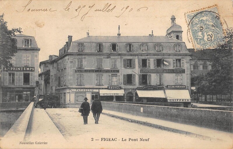 Carte postale ancienne Figeac Le Pont Neuf à Figeac