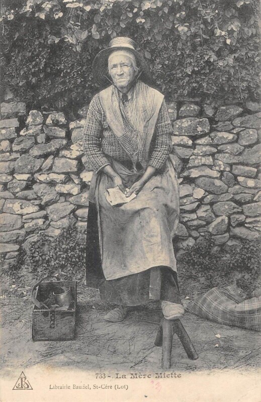 Carte postale ancienne La Mere Miette Personnage Nomme