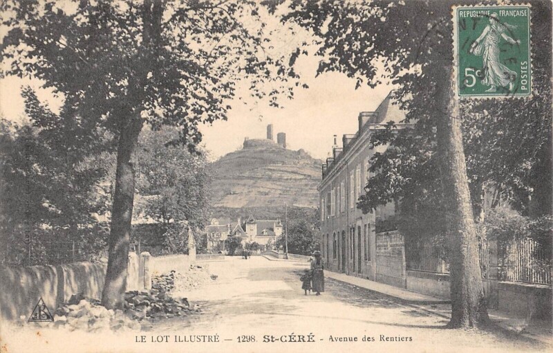 Carte postale ancienne Saint Cere Avenue Des Rentiers