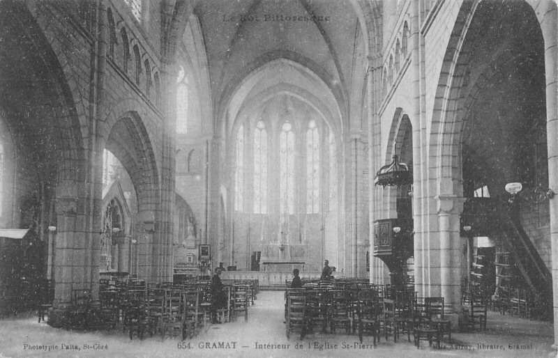 Carte postale ancienne Gramat Interieur Eglise Saint Pierre à Gramat