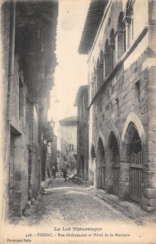 Carte postale ancienne Figeac Rue Orthabadial à Figeac