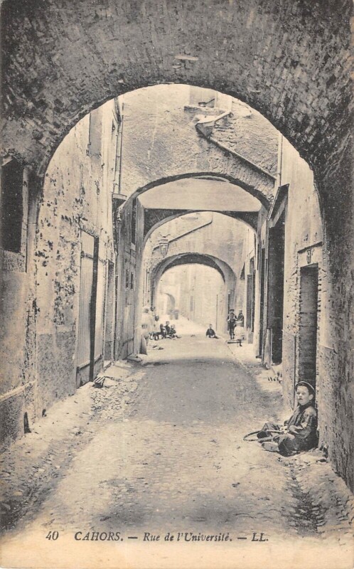 Carte postale ancienne Cahors Rue De L'Universite à Cahors