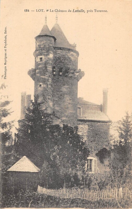 Carte postale ancienne Le Chateau De Latulle Pres Turenne