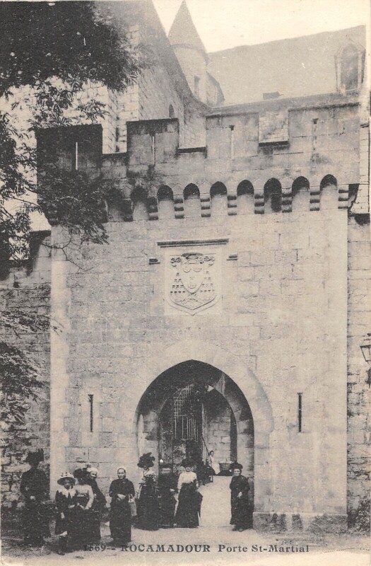 Carte postale ancienne Rocamadour Porte Saint Martial à Rocamadour