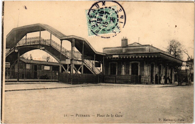 Carte postale ancienne Puteaux Place de la Gare France à Puteaux