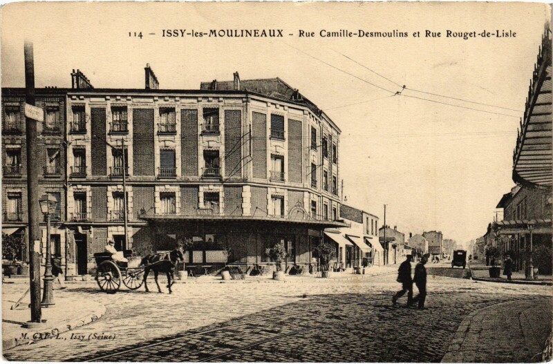 Carte postale ancienne Issy-les-Moulineaux Rue Camille Desmoulins France à Issy-les-Moulineaux