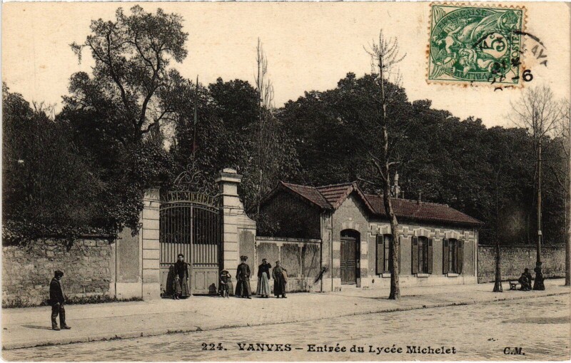 Carte postale ancienne Vanves Entree du Lycee Michelet France à Vanves