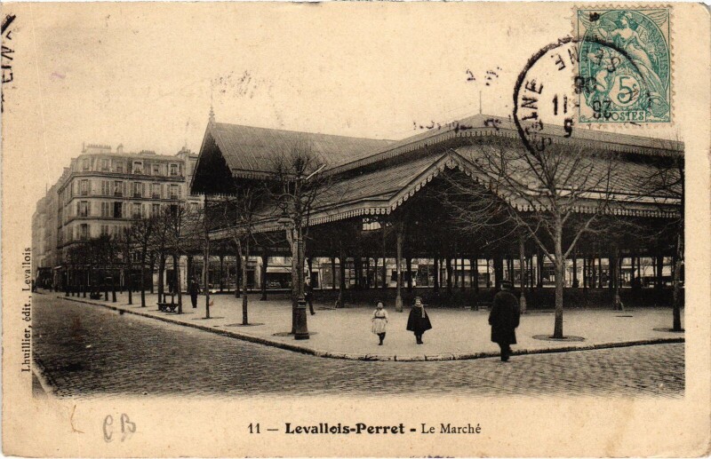 Carte postale ancienne Levallois-Perret Le Marche France à Levallois-Perret