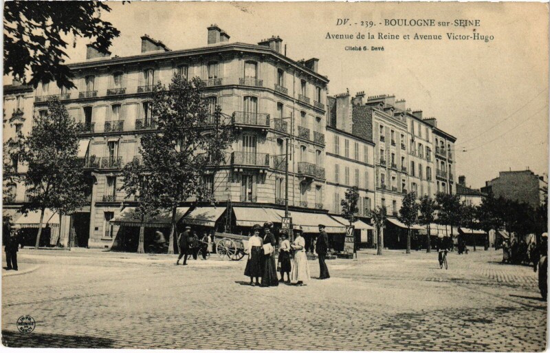 Carte postale ancienne Boulogne sur Seine Avenue de la Reine France