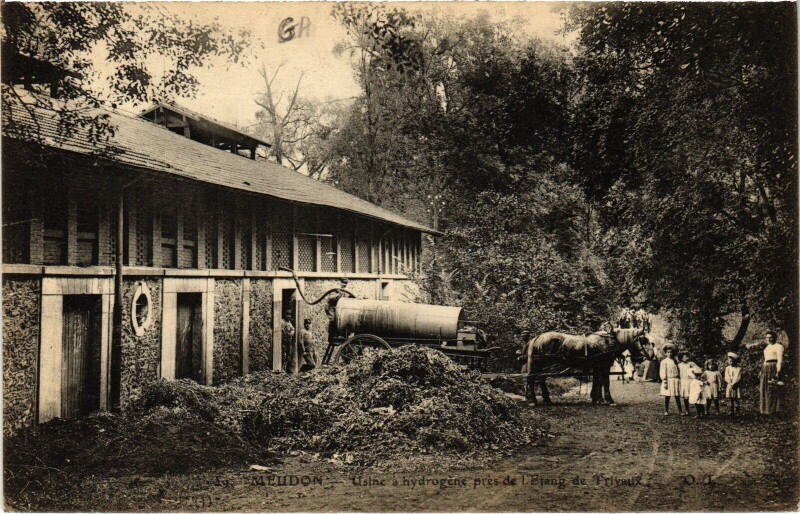 Carte postale ancienne Meudon Usine a hydrogene pres de l'Etang France à Meudon
