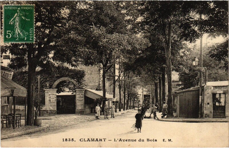 Carte postale ancienne Clamart L'Avenue du Bois France à Clamart