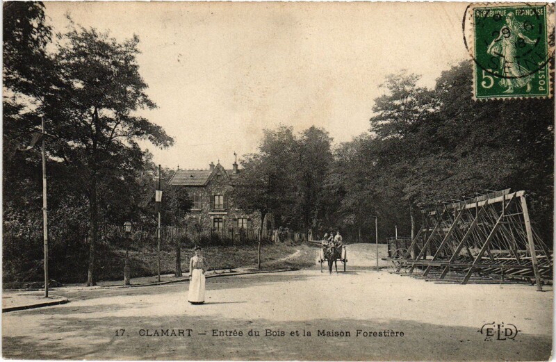 Carte postale ancienne Clamart Entree du Bois et la Maison Forestiere France à Clamart