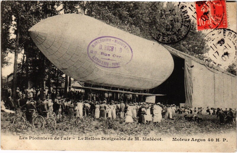 Carte postale ancienne Levallois Les Pionniers de l'air, Le Ballon France