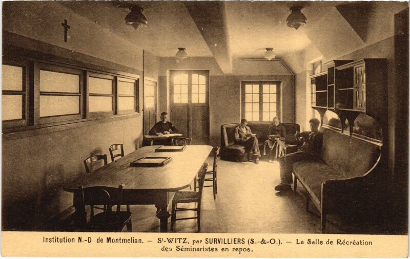 Carte postale ancienne Survilliers La Salle de Recreation France à Survilliers