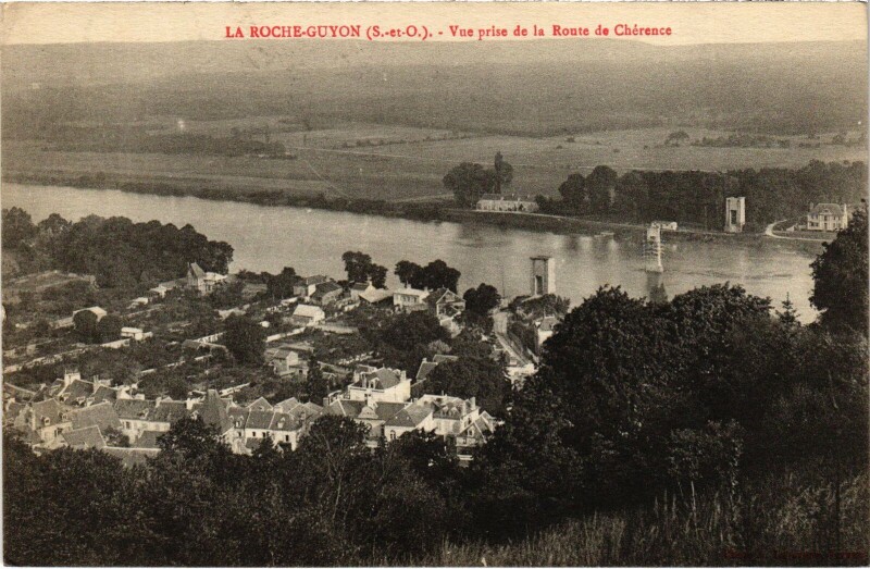 Carte postale ancienne La Roche-Guyon Vue prise de la Route de Cherence France à La Roche-Guyon