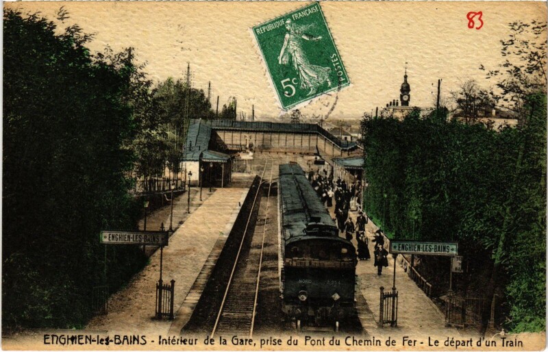 Carte postale ancienne Enghien les Bains Interieur de la Gare France à Enghien-les-Bains