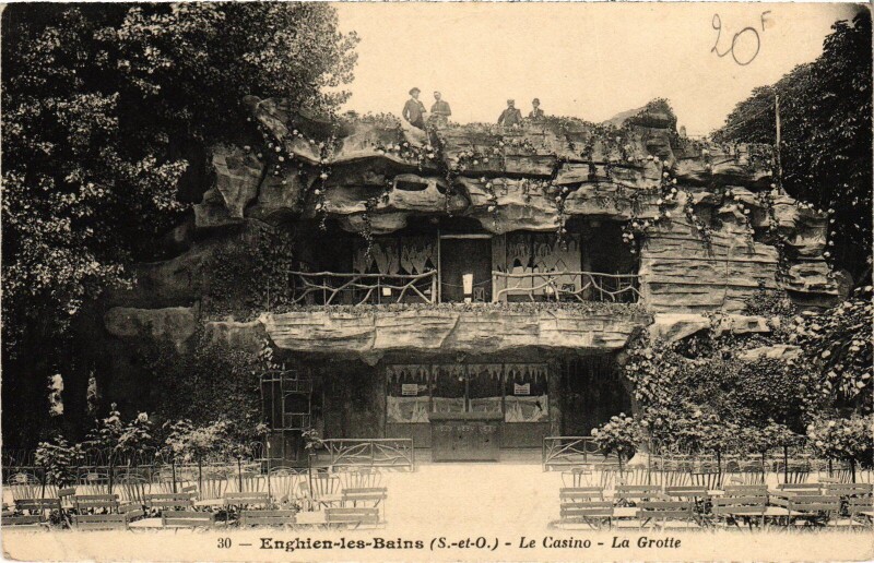 Carte postale ancienne Enghien les Bains Le Casino, La Grotte France à Enghien-les-Bains