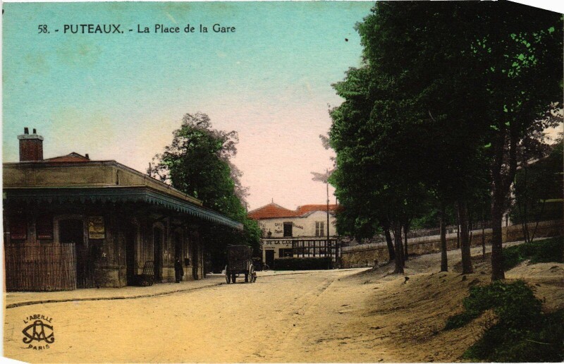Carte postale ancienne Puteaux La Place de la Gare France à Puteaux
