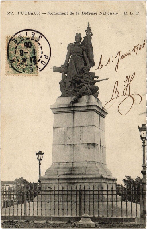 Carte postale ancienne Puteaux Monument de la Defense Nationale France à Puteaux