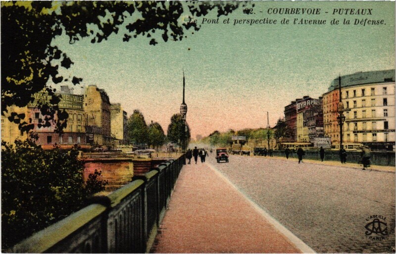 Carte postale ancienne Courbevoie Pont et perspective de l'Avenue France à Courbevoie