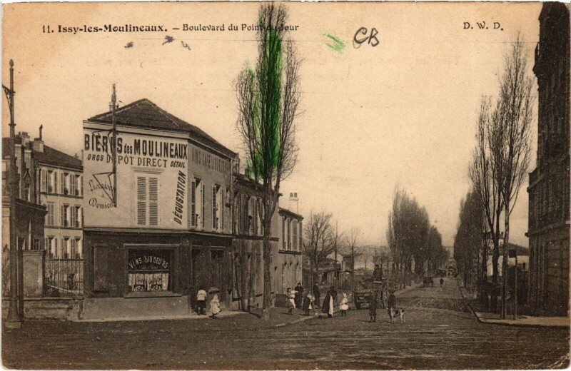 Carte postale ancienne Issy-les-Moulineaux Boulevard du Point du Jour France à Issy-les-Moulineaux