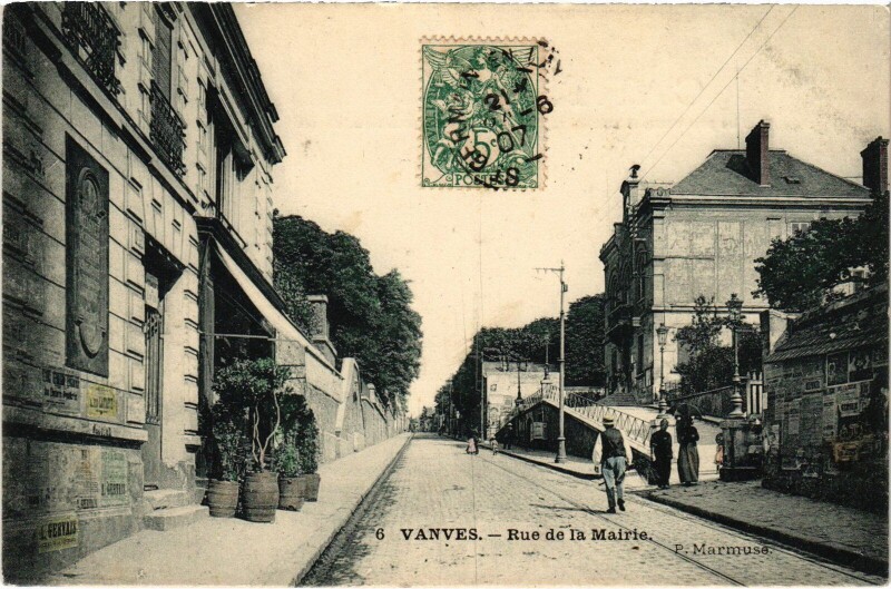 Carte postale ancienne Vanves Rue de la Mairie France à Vanves
