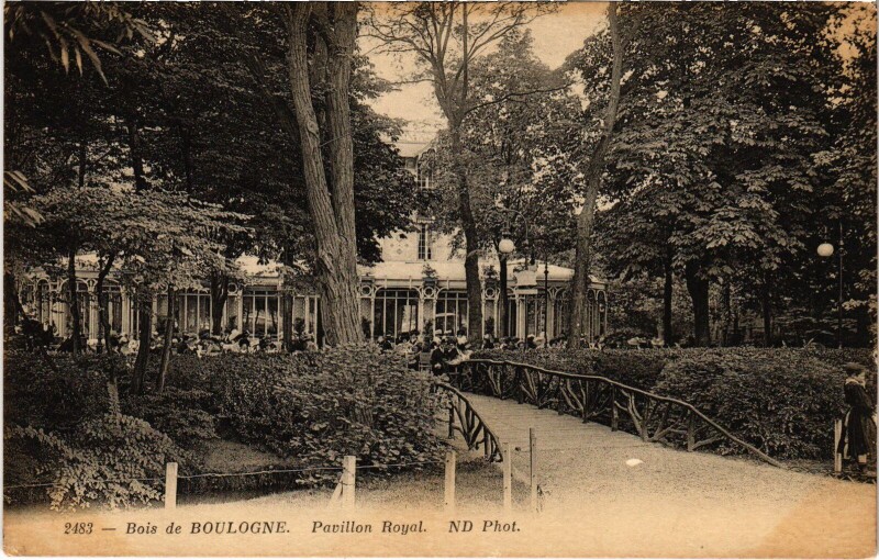 Carte postale ancienne Bois de Boulogne - Pavillon Royal à Paris 16e