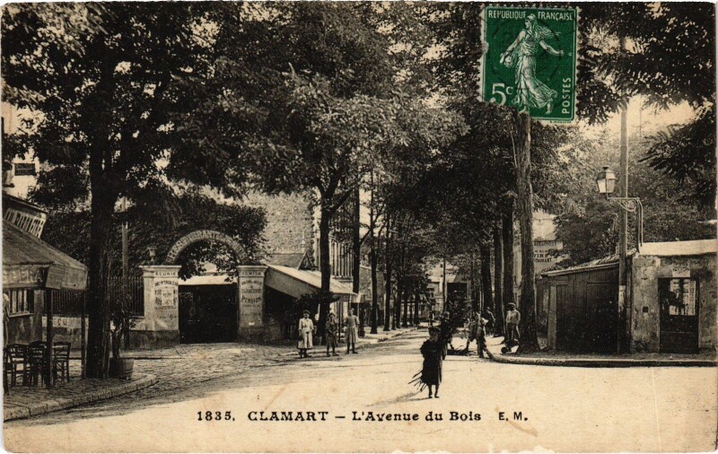 Carte postale ancienne Clamart L'Avenue du Bois France à Clamart
